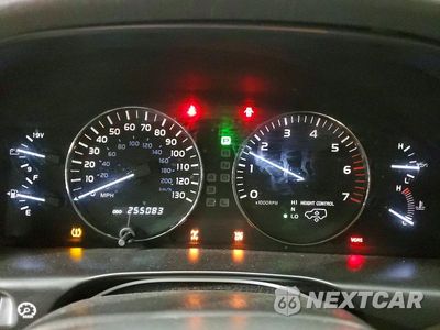Zdjęcie 9 z 13 samochodu: 2006 LEXUS LX 470 VIN:JTJHT00W764015009 - miniatura