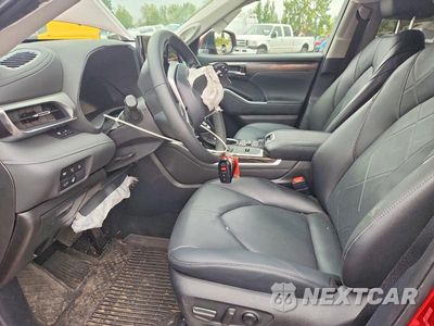 Zdjęcie 7 z 12 samochodu: 2026 TOYOTA HIGHLANDER HYBRID PLATINUM VIN:5TDEBRCHXTS713415 - miniatura
