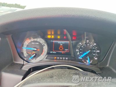 Zdjęcie 9 z 13 samochodu: 2015 FORD EXPEDITION XLT VIN:1FMJU1HT8FEF32939 - miniatura