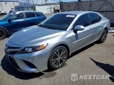 2020 TOYOTA CAMRY SE 4T1G11AKXLU505859 - główne zdjęcie licytacji z USA - miniatura