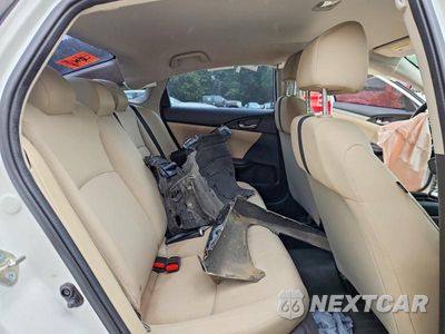 Zdjęcie 10 z 12 samochodu: 2016 HONDA CIVIC LX VIN:19XFC2F58GE034088 - miniatura