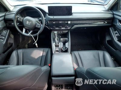 Zdjęcie 8 z 12 samochodu: 2023 HONDA ACCORD TOURING HYBRID VIN:1HGCY2F83PA050007 - miniatura