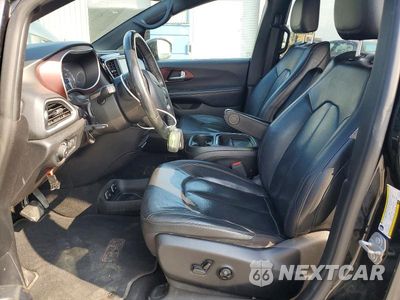 Zdjęcie 7 z 13 samochodu: 2020 CHRYSLER PACIFICA TOURING L VIN:2C4RC1BG3LR116611 - miniatura