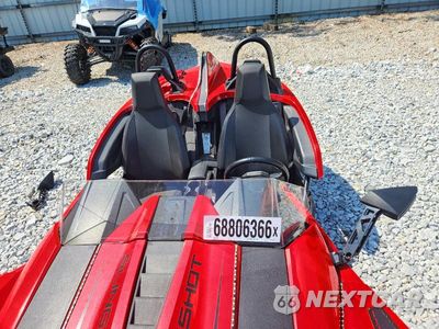 Piąte zdjęcie samochodu w środku: 2020 POLARIS SLINGSHOT SL VIN:57XAAPHD7L8140402 - miniatura