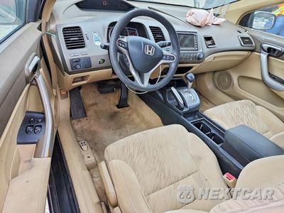 Zdjęcie 8 z 12 samochodu: 2006 HONDA CIVIC EX VIN:2HGFG12876H505537 - miniatura