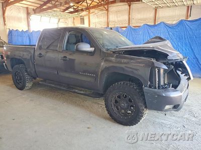 Czwarte zdjęcie samochodu z boku: 2010 CHEVROLET SILVERADO K1500 LT VIN:3GCRKSE34AG120039 - miniatura