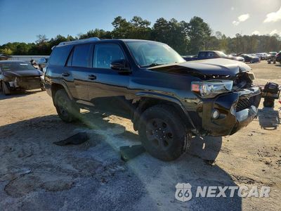 Czwarte zdjęcie samochodu z boku: 2015 TOYOTA 4RUNNER SR5 PREMIUM VIN:JTEBU5JR3F5223177 - miniatura