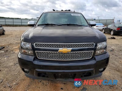 Piąte zdjęcie samochodu w środku: 2008 CHEVROLET SUBURBAN LTZ VIN:1GNFK16378R122896 - miniatura