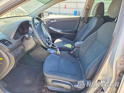 Zdjęcie 7 z 12 samochodu: 2012 HYUNDAI ACCENT GLS VIN:KMHCU5AE3CU005280 - miniatura