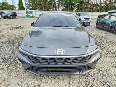 Piąte zdjęcie samochodu w środku: 2025 HYUNDAI ELANTRA SEL SPORT VIN:KMHLM4DGXSU974494 - miniatura