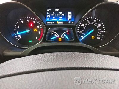 Zdjęcie 9 z 14 samochodu: 2018 FORD ESCAPE SE VIN:1FMCU9GD5JUC91356 - miniatura