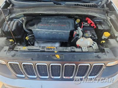 Zdjęcie 12 z 13 samochodu: 2019 JEEP RENEGADE LATITUDE VIN:ZACNJABB8KPK00299 - miniatura