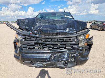 Piąte zdjęcie samochodu w środku: 2023 CHEVROLET SILVERADO K1500 TRAIL BOSS CUSTOM VIN:3GCUDCED7PG222477 - miniatura