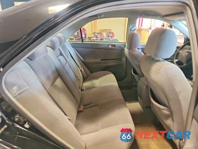 Zdjęcie 10 z 12 samochodu: 2006 TOYOTA CAMRY STANDARD VIN:4T1BE32K76U151912 - miniatura