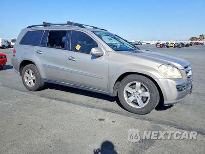 Czwarte zdjęcie samochodu z boku: 2007 MERCEDES-BENZ GL 450 4MATIC VIN:4JGBF71EX7A115487 - miniatura