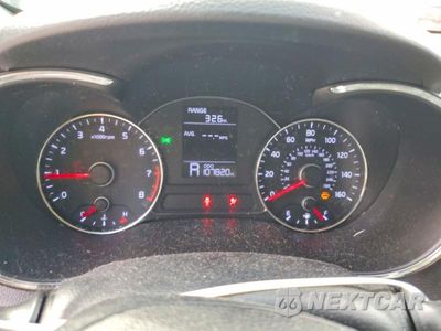 Zdjęcie 9 z 13 samochodu: 2016 KIA FORTE LX VIN:KNAFX4A64G5479131 - miniatura