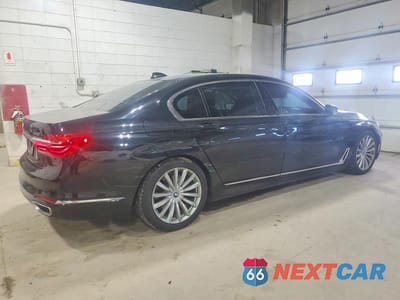 Trzecie zdjęcie samochodu z tyłu: 2018 BMW 7ER XI VIN:WBA7E4C5XJGV28133 - miniatura