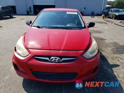 Piąte zdjęcie samochodu w środku: 2013 HYUNDAI ACCENT GLS VIN:KMHCT4AE5DU271863 - miniatura