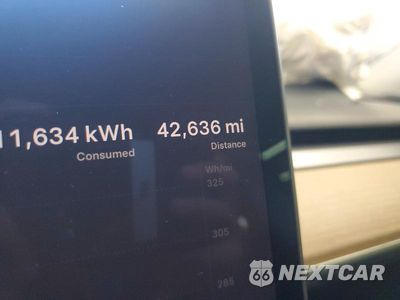Zdjęcie 9 z 12 samochodu: 2023 TESLA MODEL Y VIN:7SAYGDEE6PF978267 - miniatura
