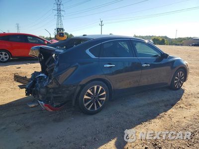 Trzecie zdjęcie samochodu z tyłu: 2017 NISSAN ALTIMA 2.5 SV VIN:1N4AL3AP9HC272331 - miniatura