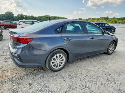 Trzecie zdjęcie samochodu z tyłu: 2021 KIA FORTE FE VIN:3KPF24ADXME328150 - miniatura