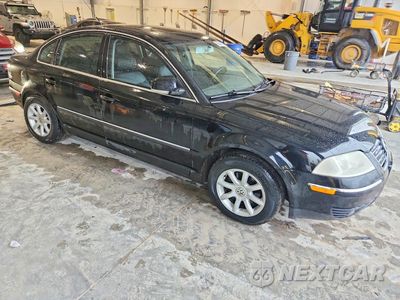 Czwarte zdjęcie samochodu z boku: 2004 VOLKSWAGEN PASSAT GLS VIN:WVWPD63BX4E269683 - miniatura