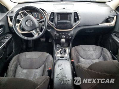 Zdjęcie 8 z 13 samochodu: 2015 JEEP CHEROKEE LATITUDE VIN:1C4PJMCB8FW524020 - miniatura