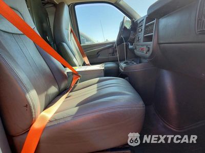 Zdjęcie 10 z 12 samochodu: 2015 CHEVROLET EXPRESS VIN:1GCWGFCF7F1221977 - miniatura