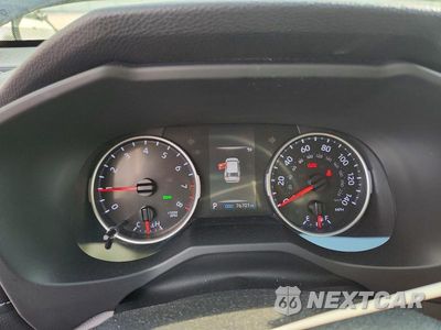 Zdjęcie 9 z 12 samochodu: 2021 TOYOTA RAV4 XLE PREMIUM VIN:JTMA1RFV7MD076533 - miniatura