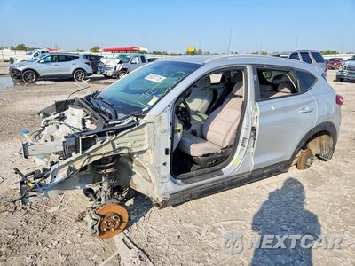 2016 HYUNDAI TUCSON SE KM8J3CA48GU145879 - główne zdjęcie licytacji z USA - miniatura