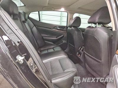 Zdjęcie 10 z 12 samochodu: 2018 NISSAN MAXIMA PLATINUM VIN:1N4AA6AP0JC383024 - miniatura