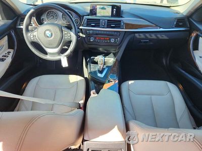 Zdjęcie 8 z 12 samochodu: 2015 BMW 328 XI SULEV VIN:WBA3B5C53FF963411 - miniatura