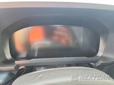 Zdjęcie 9 z 12 samochodu: 2026 FORD MAVERICK XLT VIN:3FTTW8HA5TRA94078 - miniatura