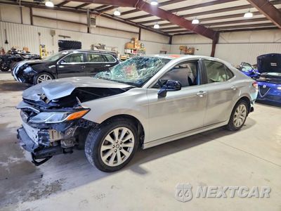 2020 TOYOTA CAMRY LE 4T1C11AK1LU330786 - główne zdjęcie licytacji z USA - miniatura