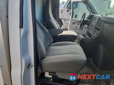 Zdjęcie 11 z 14 samochodu: 2019 CHEVROLET EXPRESS DELIVERY TRUCK VIN:1GB0GRFG8K1362602 - miniatura