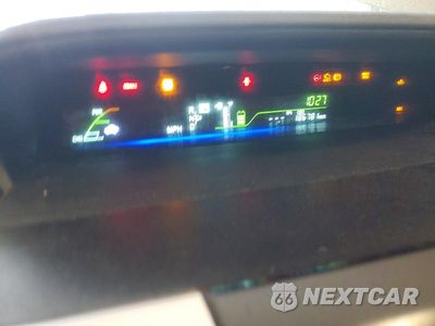 Zdjęcie 9 z 13 samochodu: 2012 TOYOTA PRIUS V THREE VIN:JTDZN3EU4C3016274 - miniatura