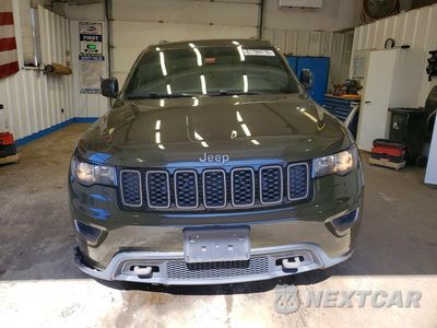 Piąte zdjęcie samochodu w środku: 2017 JEEP GRAND CHEROKEE LAREDO VIN:1C4RJFAG8HC676158 - miniatura