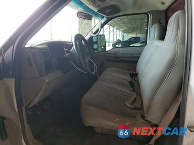 Zdjęcie 7 z 12 samochodu: 2001 FORD F250 SUPER DUTY VIN:3FTNF20L01MA55881 - miniatura