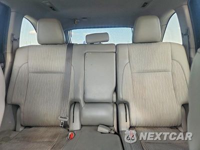 Zdjęcie 10 z 14 samochodu: 2019 TOYOTA HIGHLANDER LE PLUS VIN:5TDZZRFH4KS324258 - miniatura