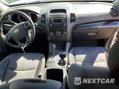 Zdjęcie 8 z 12 samochodu: 2011 KIA SORENTO LX VIN:5XYKT3A11BG121979 - miniatura