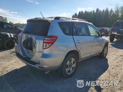 Trzecie zdjęcie samochodu z tyłu: 2012 TOYOTA RAV4 BASE VIN:JTMBK4DVXCD019104 - miniatura