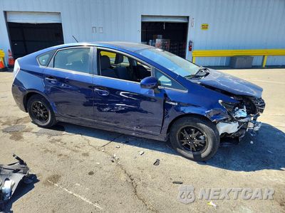 Czwarte zdjęcie samochodu z boku: 2013 TOYOTA PRIUS TWO VIN:JTDKN3DU0D1673167 - miniatura