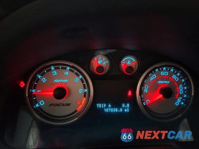 Zdjęcie 9 z 12 samochodu: 2010 FORD FOCUS SE VIN:1FAHP3FN1AW223025 - miniatura