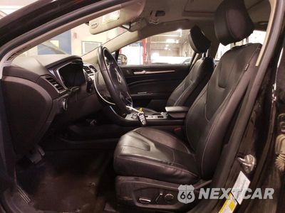 Zdjęcie 7 z 12 samochodu: 2020 FORD FUSION TITANIUM VIN:3FA6P0D90LR178354 - miniatura