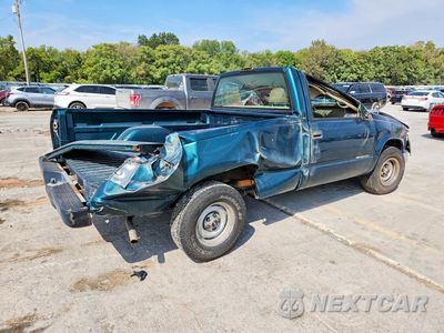 Trzecie zdjęcie samochodu z tyłu: 1998 GMC SIERRA C1500 VIN:1GTEC14W1WZ553536 - miniatura