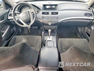 Zdjęcie 8 z 13 samochodu: 2008 HONDA ACCORD EX VIN:1HGCP26728A114565 - miniatura