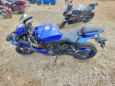 Trzecie zdjęcie samochodu z tyłu: 2026 YAMAHA YZF890 VIN:JYARNA3E2TA002588 - miniatura