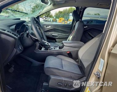 Zdjęcie 7 z 12 samochodu: 2018 FORD ESCAPE SE VIN:1FMCU9GD2JUC46147 - miniatura