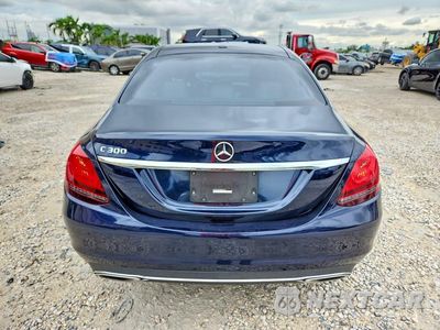 Zdjęcie 6 z 12 samochodu: 2021 MERCEDES-BENZ C 300 VIN:W1KWF8DBXMR644311 - miniatura