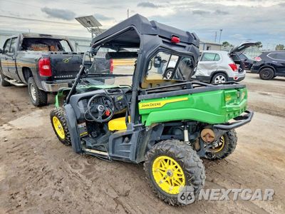 Trzecie zdjęcie samochodu z tyłu: 2022 JOHN DEERE XUV590M UTILITY VEHICLE VIN:1M0590MALNM050341 - miniatura